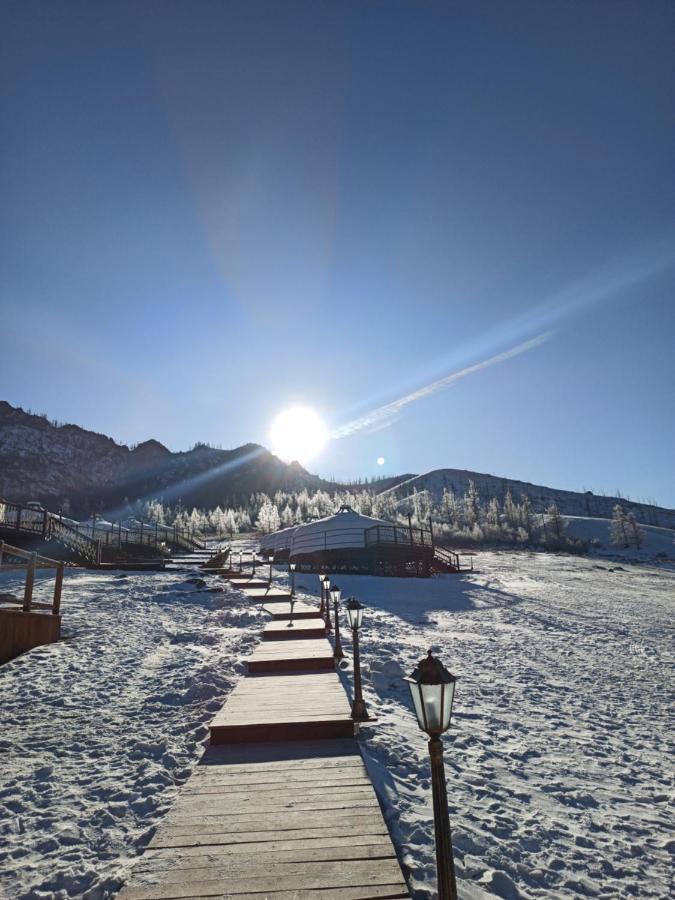 Terelj Resort Bayan Bulagiin Hural Exterior photo